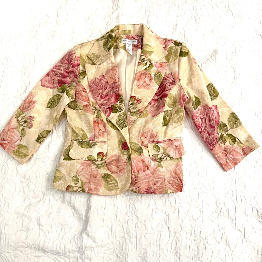 VTG Newport News Brocade Floral Pink and Green Women's Blazer